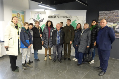 Гости ОЭЗ «Липецк» проехали по растительному маршруту